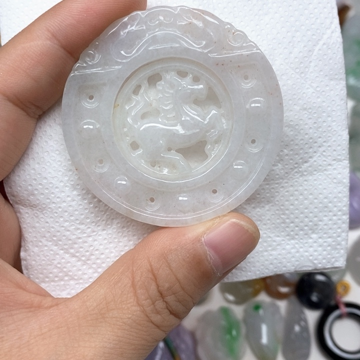 翡翠未镶嵌颈饰天然缅甸翡翠a货