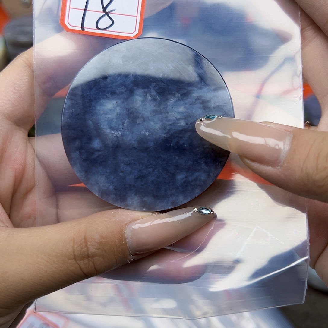 和田玉未镶嵌珠宝半成品