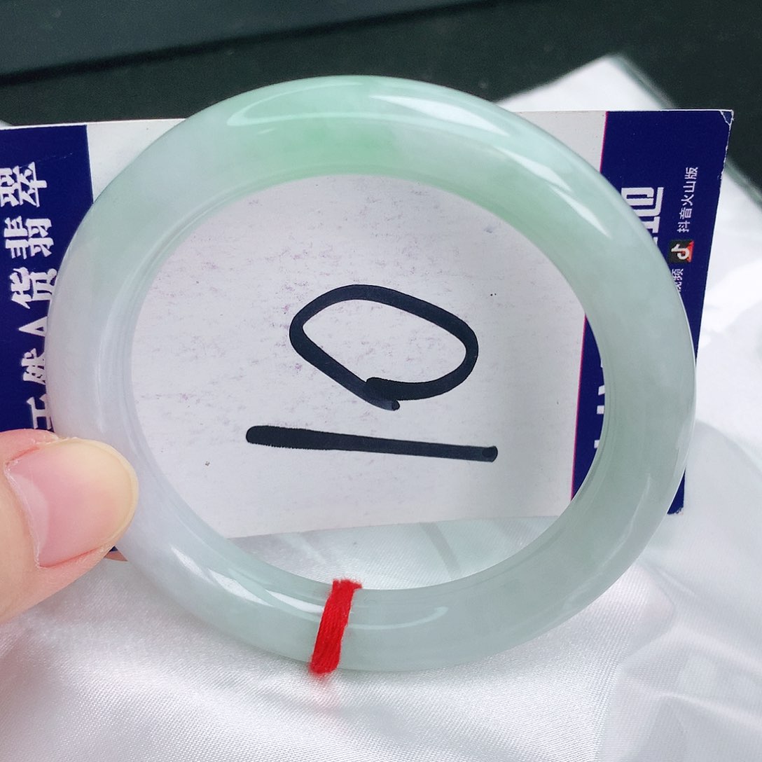 翡翠手镯未镶嵌缅甸天然A货翡翠