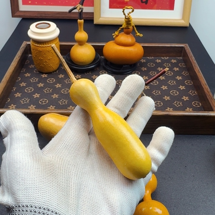 兮***大叶紫檀（黑酸枝木类）