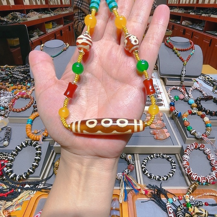 未镶嵌玛瑙/玉髓珠宝奇石