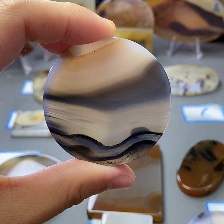 玛瑙/玉髓未镶嵌珠宝半成品129