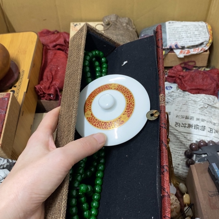 瓷片哈中古工艺品一件