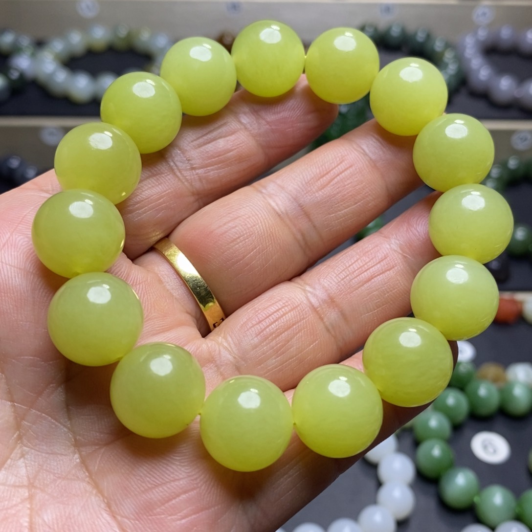 和田玉手串未镶嵌