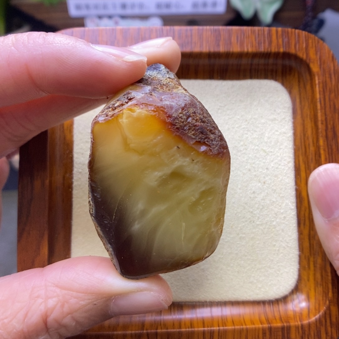 定制琥珀未镶嵌敏