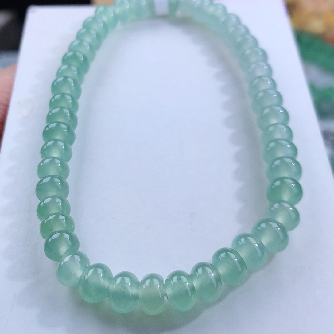 翡翠手链未镶嵌卡6.5mm