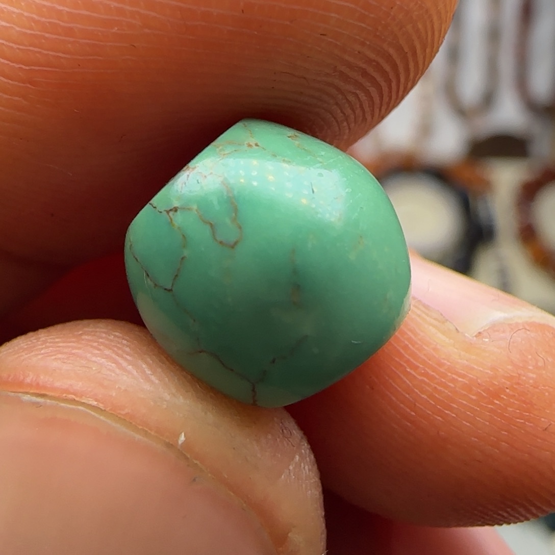 子*hcigvifucufufujcvj