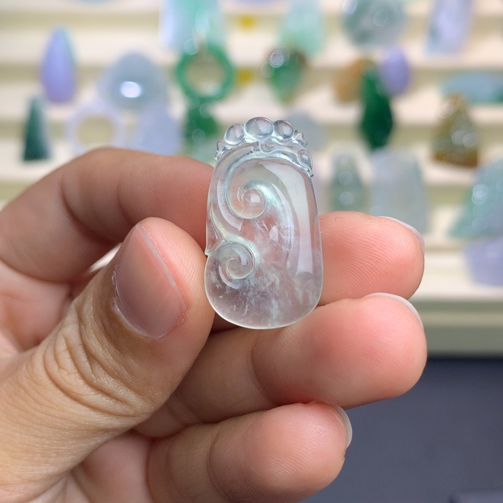 定制翡翠未镶嵌如意