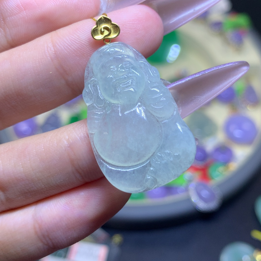 翡翠18K金镶嵌颈饰