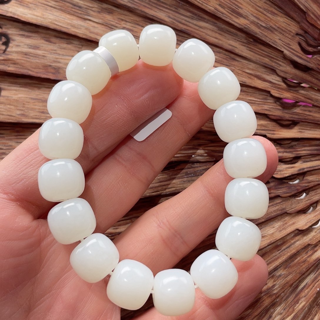 和田玉手串未镶嵌12.5老型