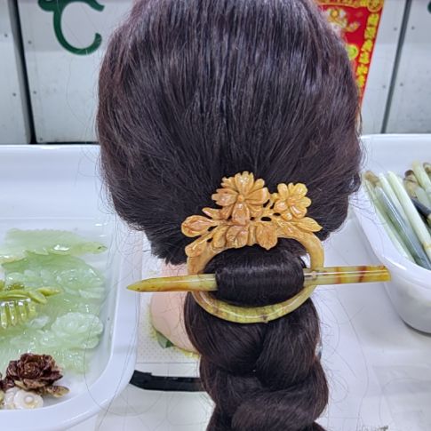 蛇纹石玉未镶嵌发簪