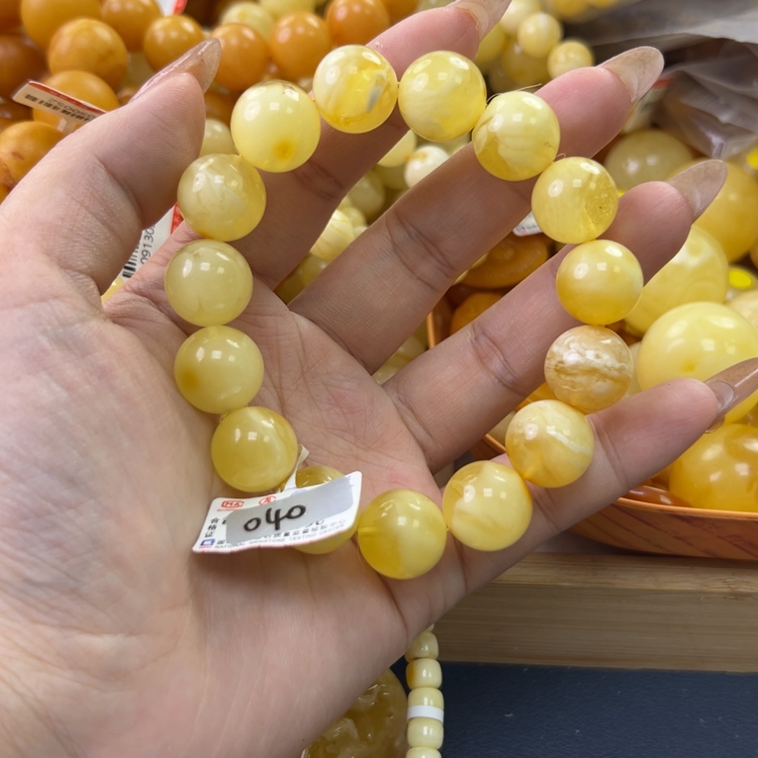 琥珀珠宝奇石未镶嵌