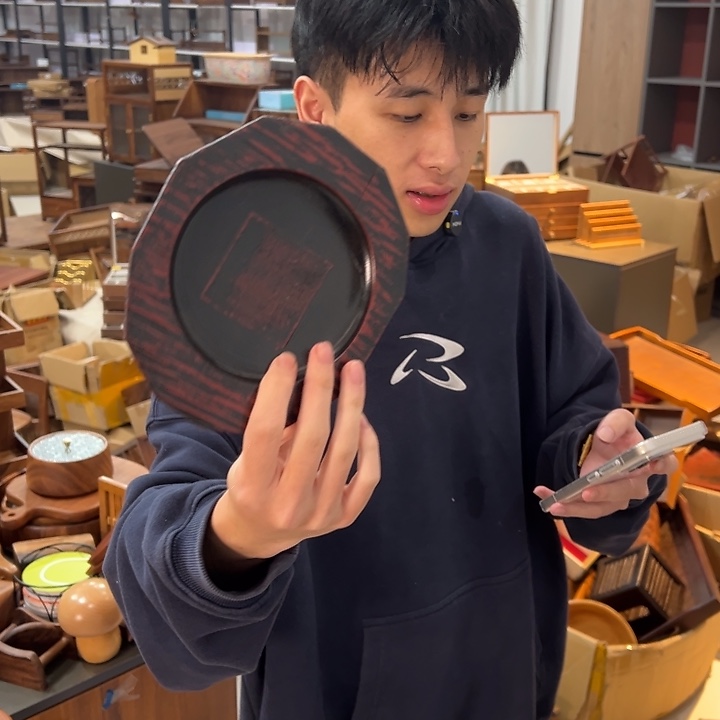 嘻嘻坚持将参加此次