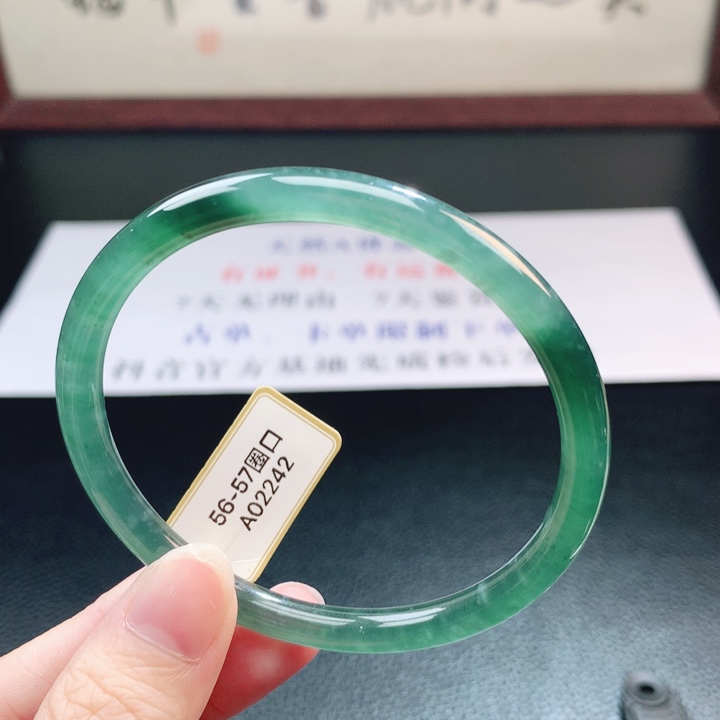 翡翠未镶嵌手镯翡翠手镯144