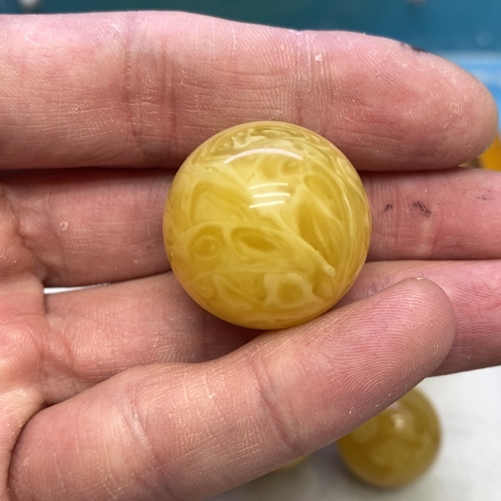 蜜蜡裸石未镶嵌?****?珠