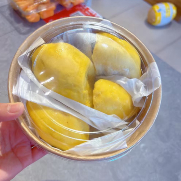 果切金枕鲜榴莲肉肉一盒（现场称公斤）