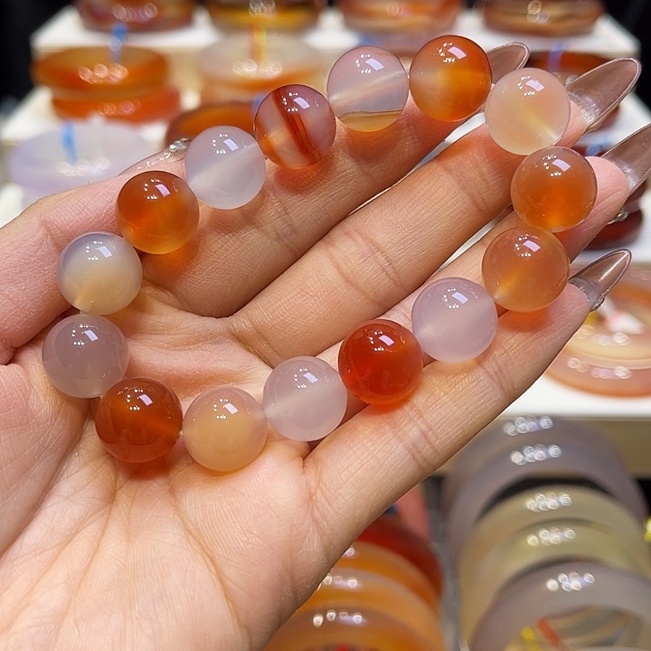 玛瑙/玉髓手镯未镶嵌