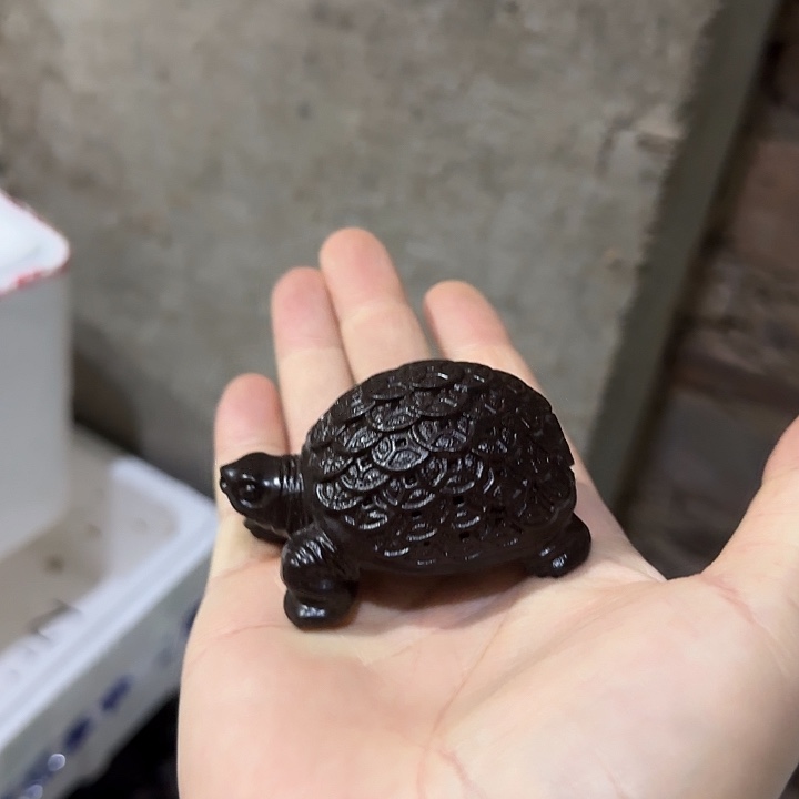 木黑檀木7金钱龟一只