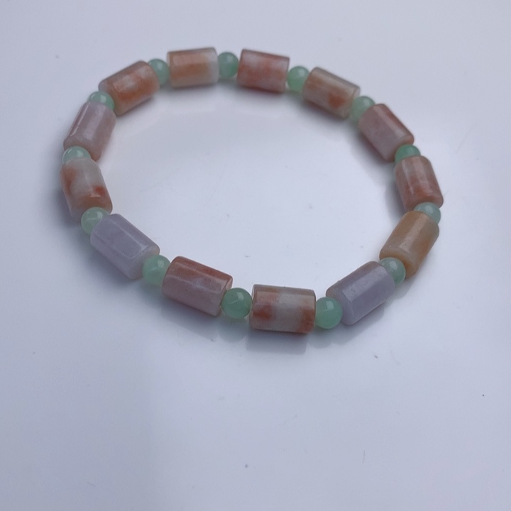 翡翠手串未镶嵌8.5mm！