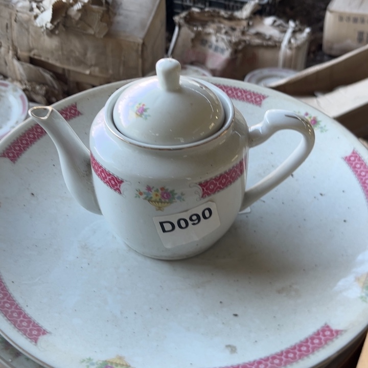 八九十年代高岭土盘碗碟有矿点有瑕疵D090