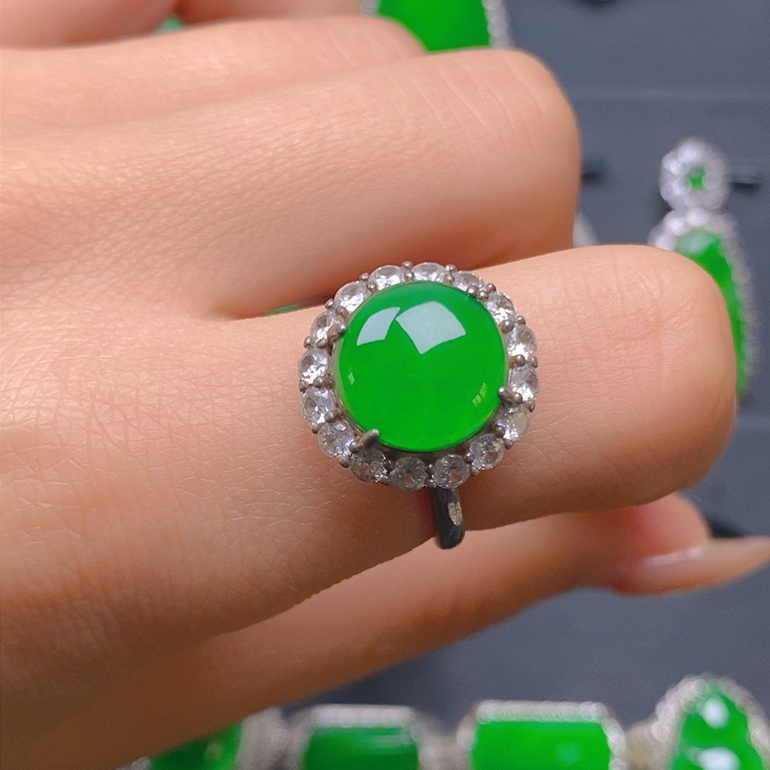 银S925镶嵌戒指翡翠