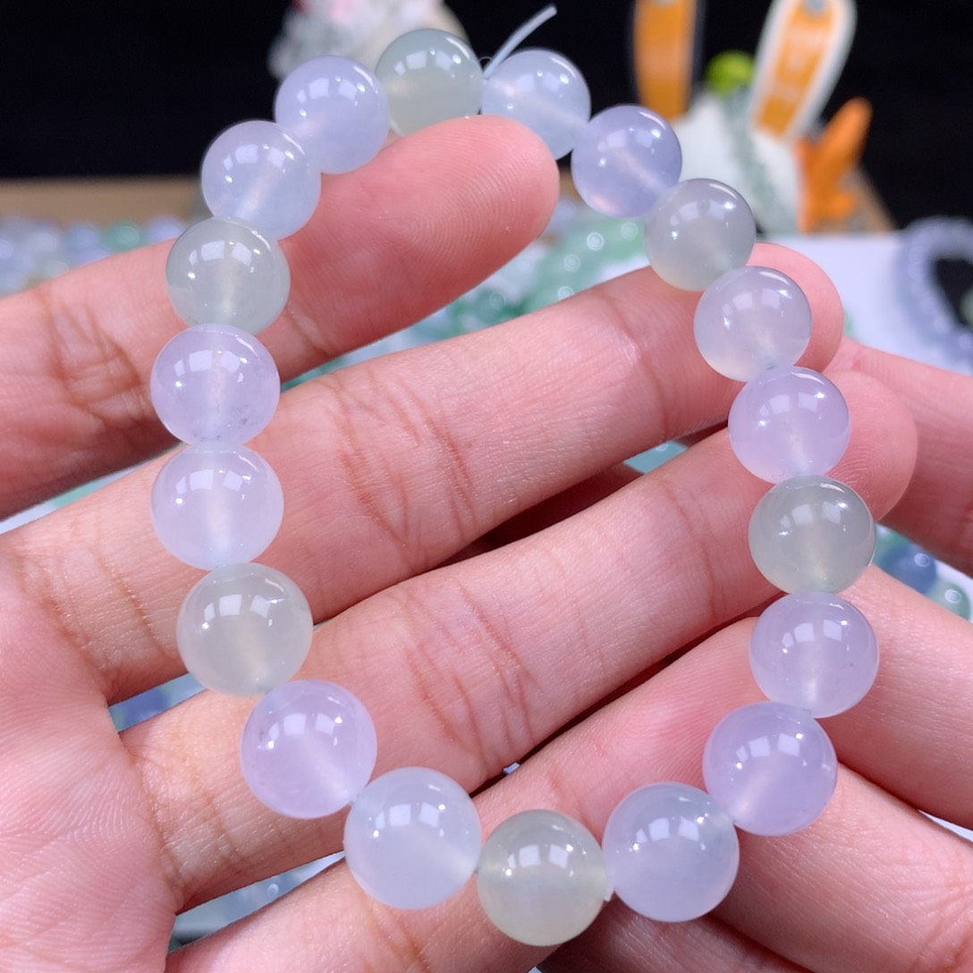 翡翠手链未镶嵌翡翠