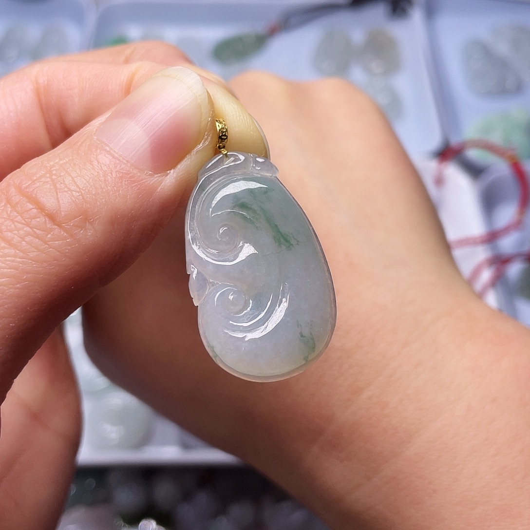 翡翠颈饰未镶嵌文*翡翠