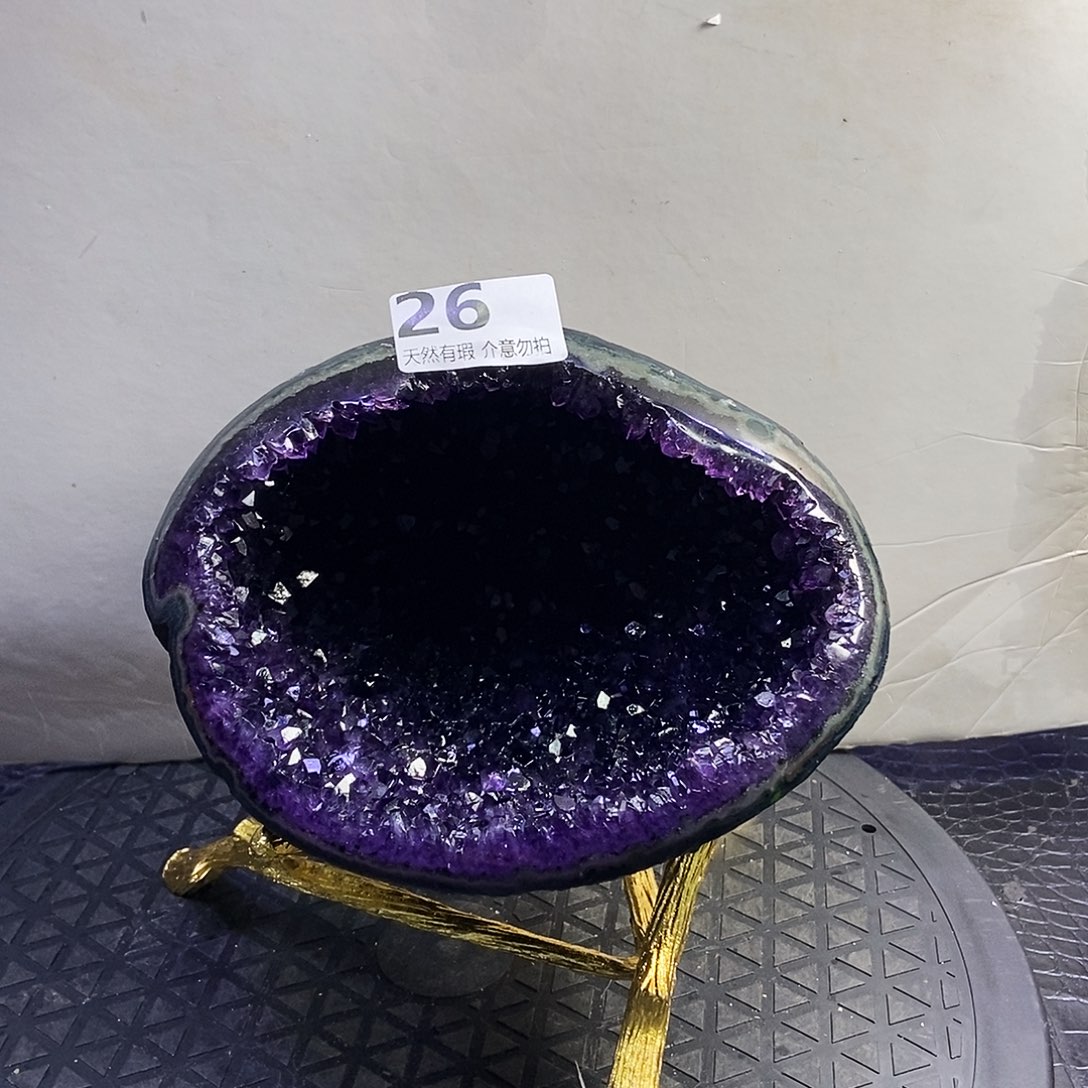 未镶嵌水晶大型摆件（非配饰）