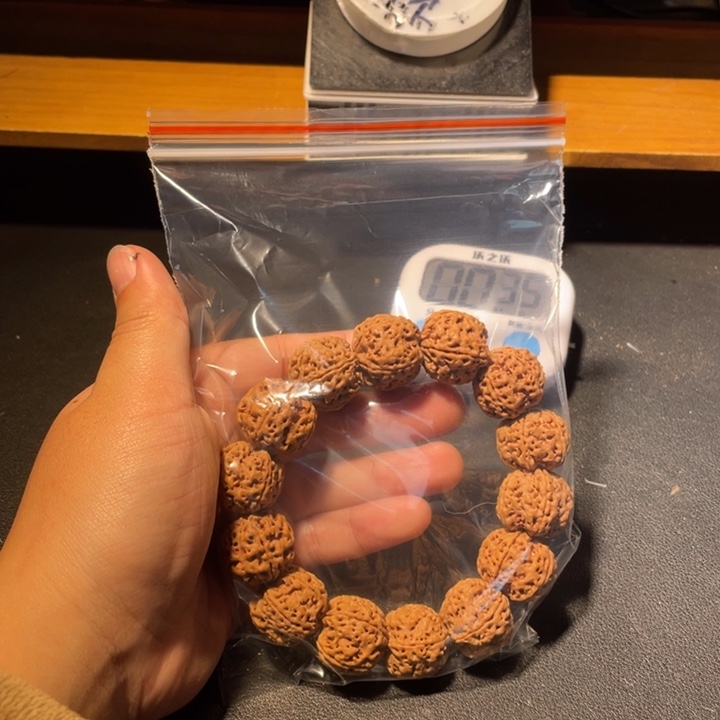 改***)金刚菩提手串这个