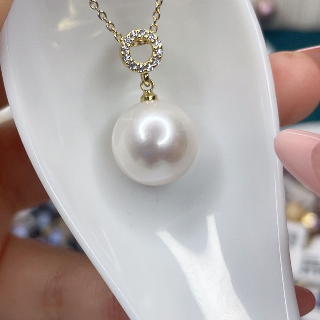 淡水珍珠未镶嵌吊坠(赠链)