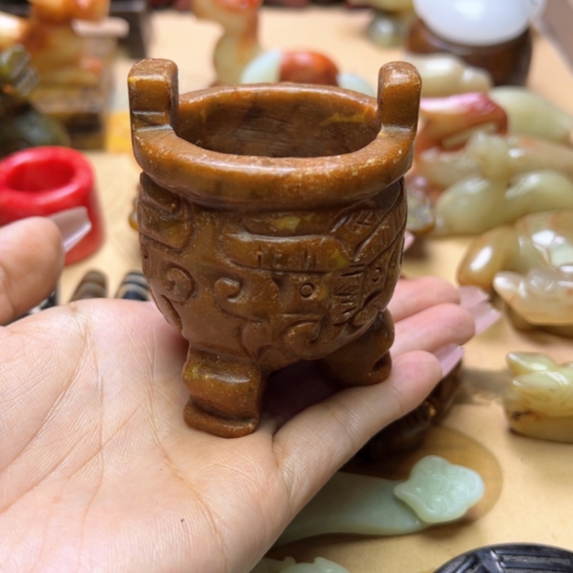 【闪购商品】蛇纹石玉颈饰未镶嵌