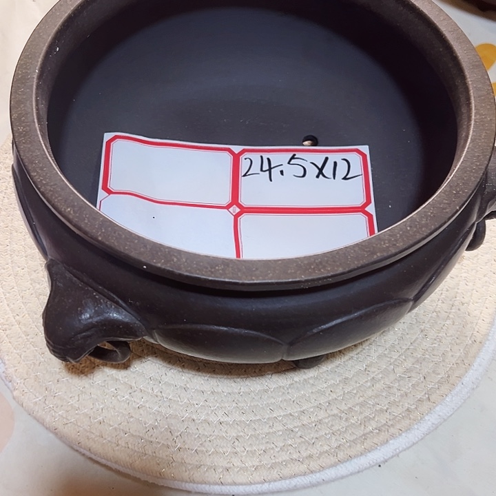 紫砂花盆香****n紫砂花盆