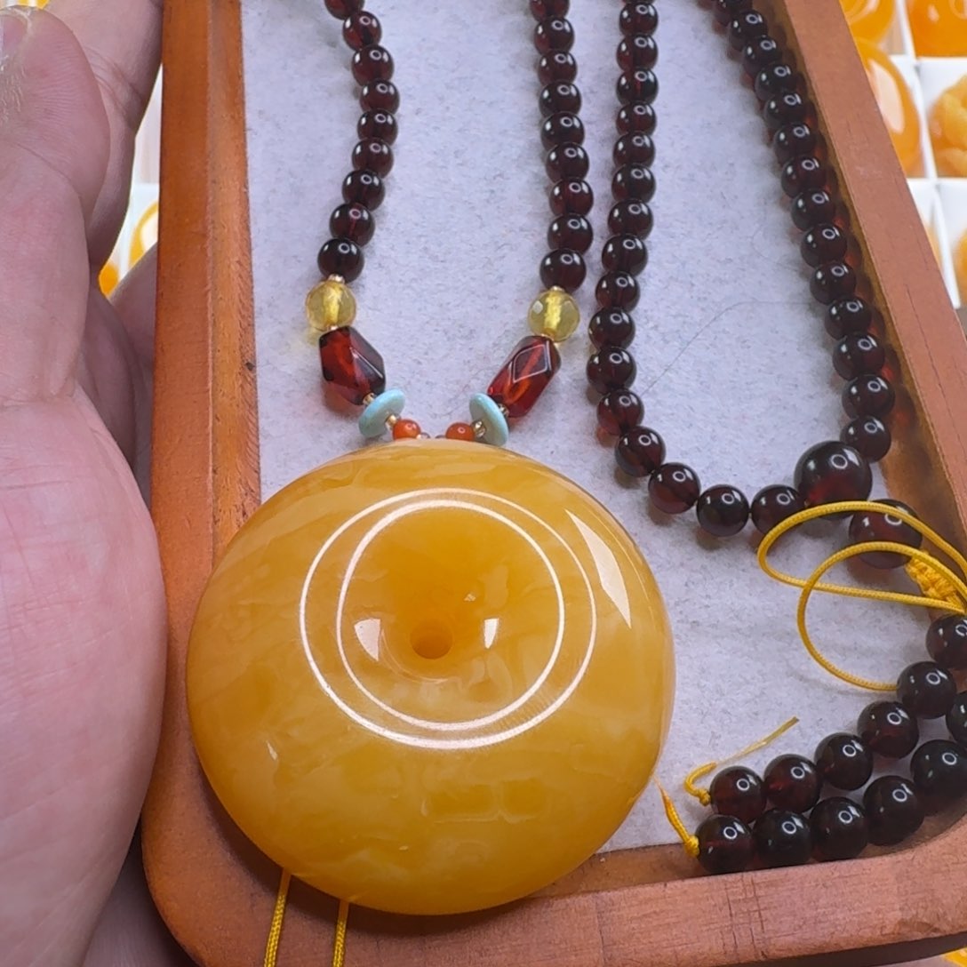 蜜蜡毛衣链未镶嵌