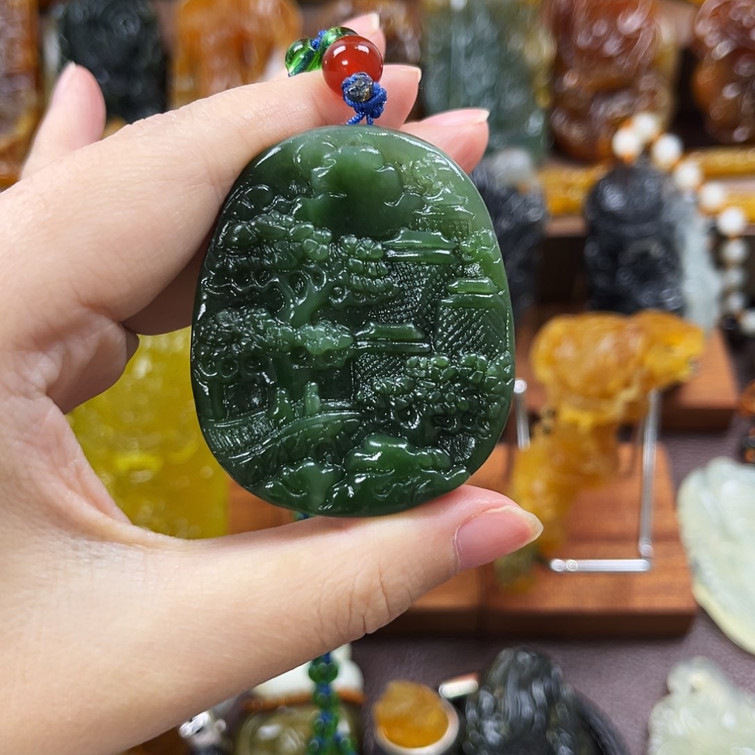 和田玉（碧玉）颈饰未镶嵌