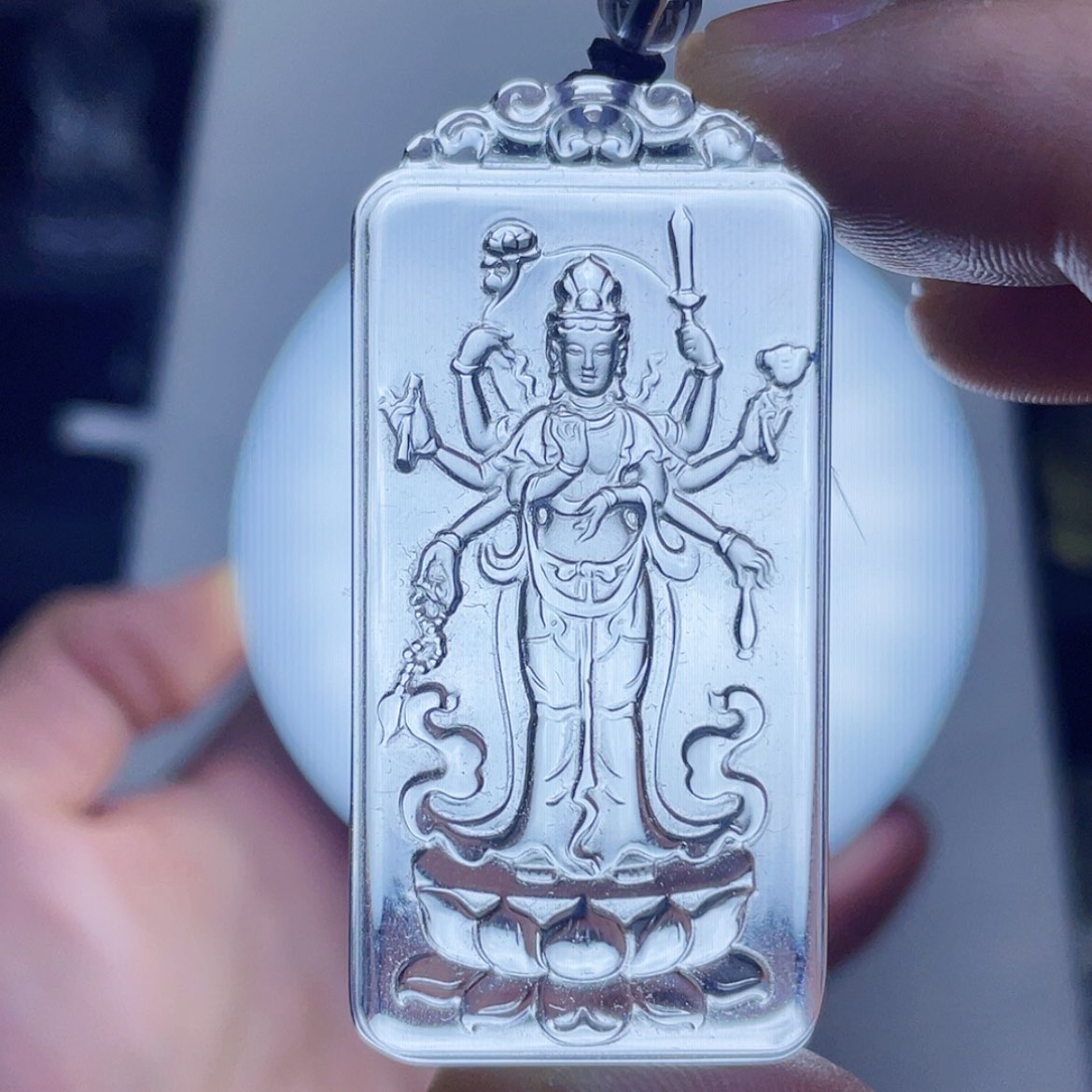 【闪购商品】水晶颈饰未镶嵌白水晶精雕千手观音