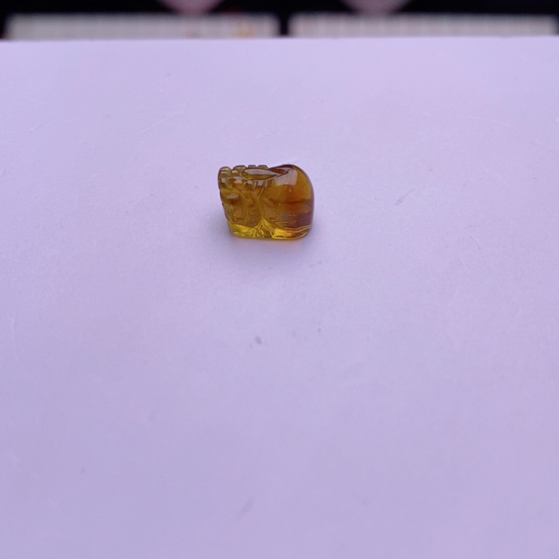 未镶嵌单颗貔貅m碧玺