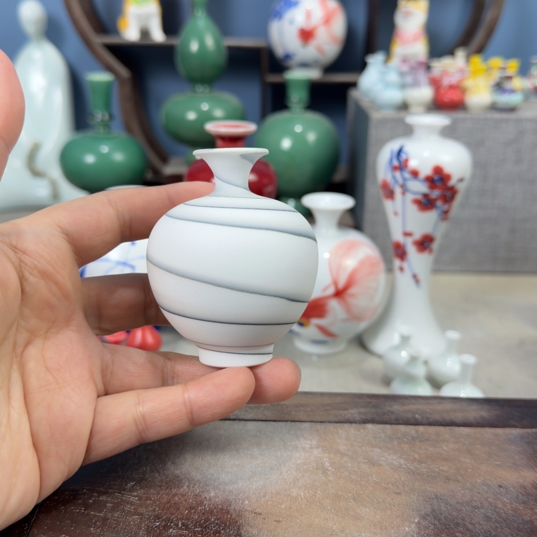 陶瓷手工小花器摆件