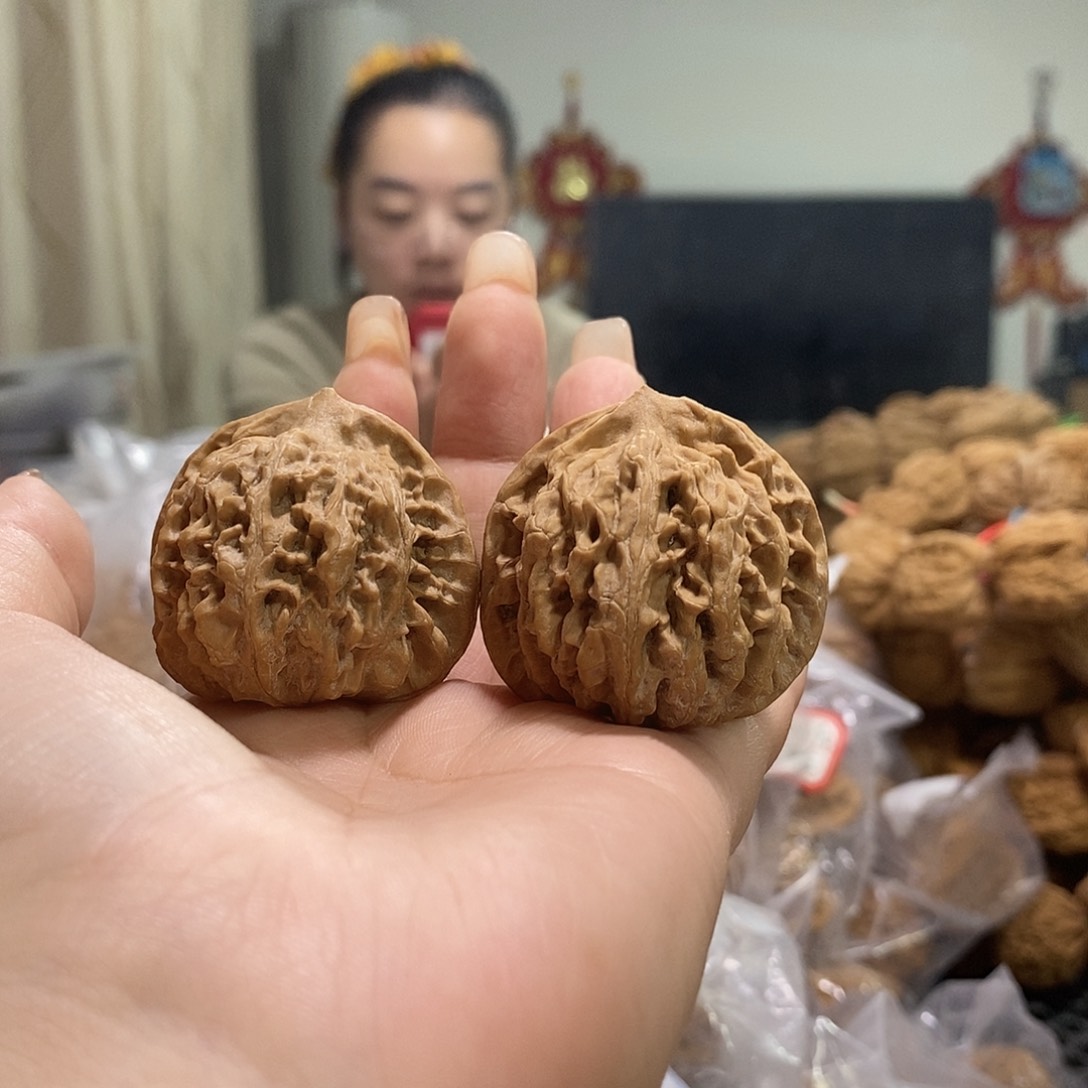 把件文玩核桃39玉麒麟有水尖