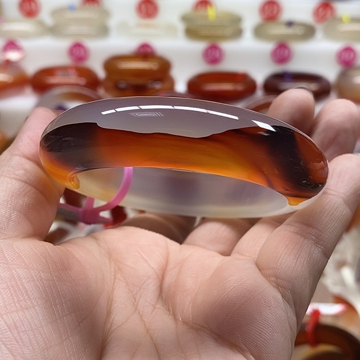 手镯玛瑙/玉髓未镶嵌