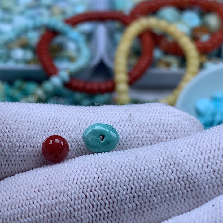 南红玛瑙未镶嵌珠宝奇石