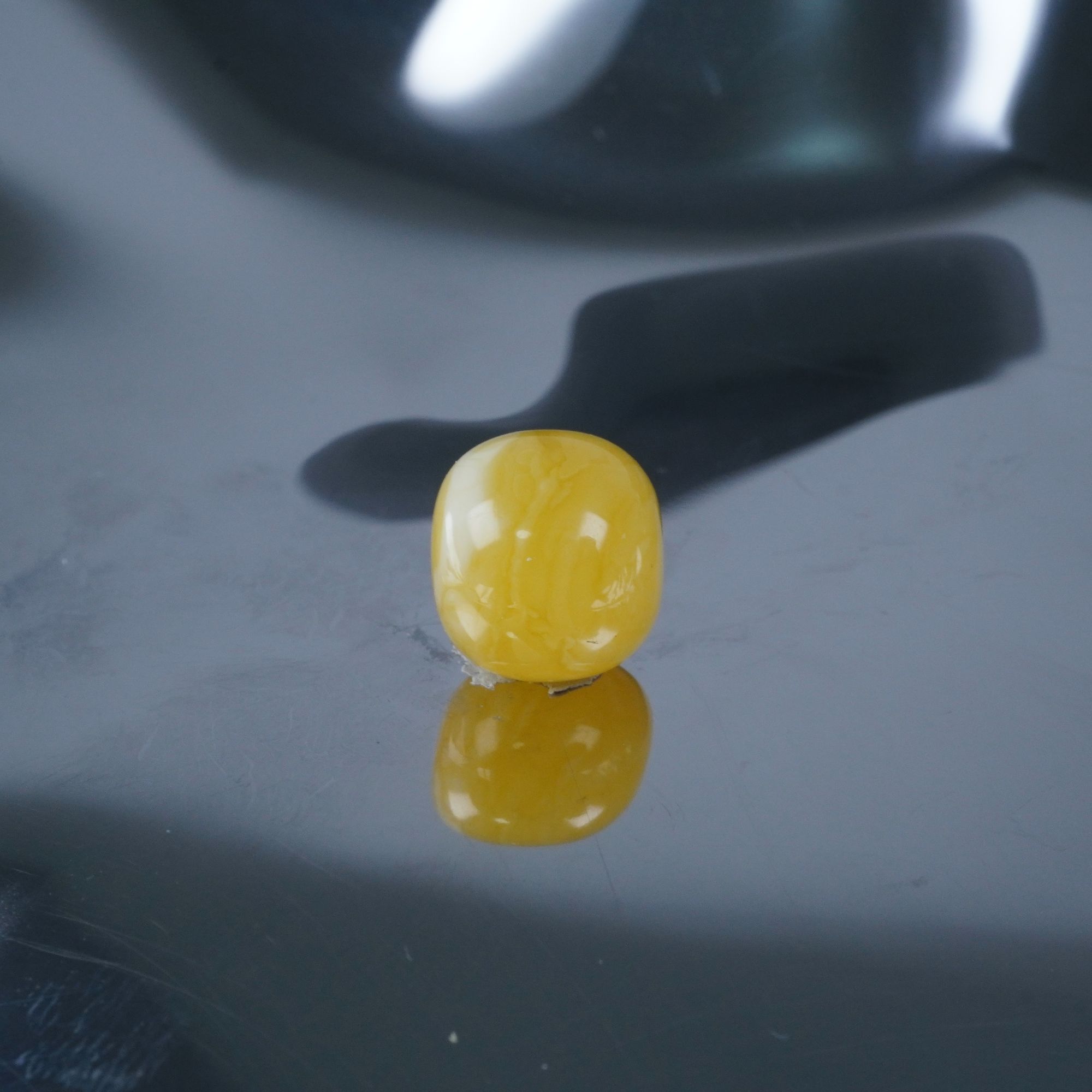 10.7*9.7mm焦皮妖花老型单珠天然琥珀蜜蜡文玩配饰