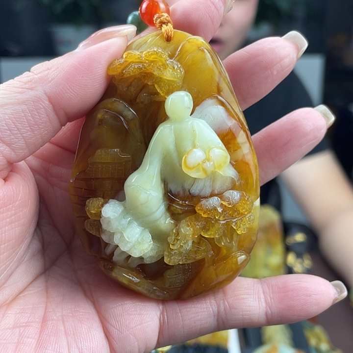 蛇纹石玉未镶嵌颈饰