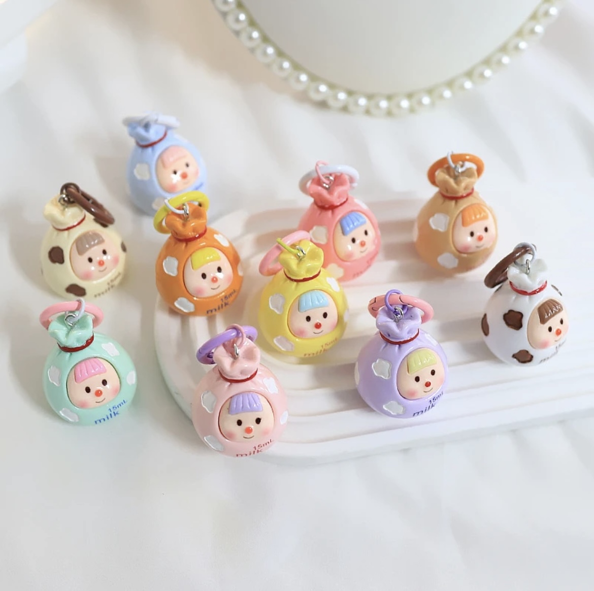 创意卡通牛奶多妹福袋diy饰品配件树脂手机链吊坠车载小摆件