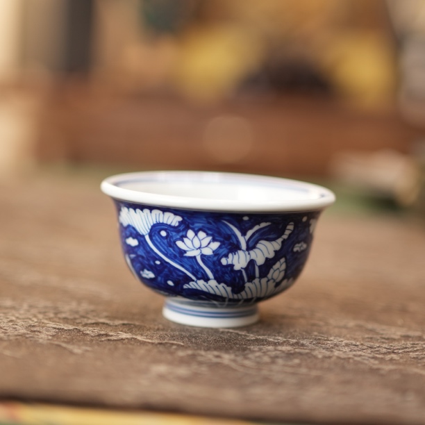 当代 一鹭连科缠枝小压手杯手景德镇陶瓷手工手绘主人杯茶杯茶具