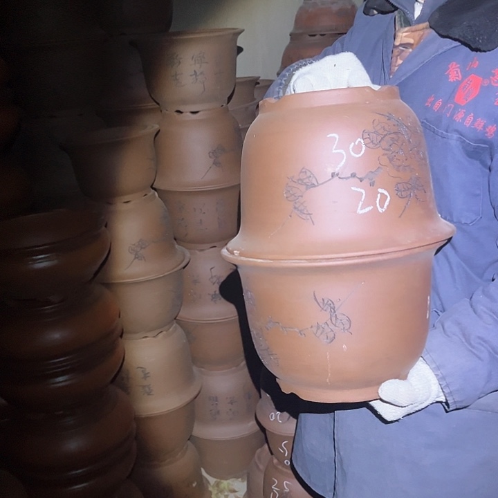 紫砂紫砂花盆和花盆