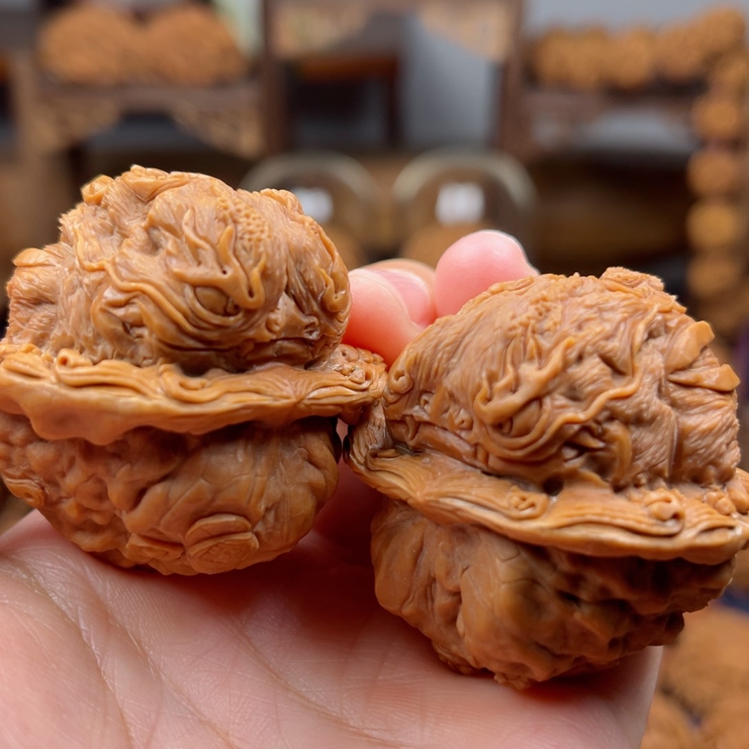 核桃把件42➕烈火龙蟾