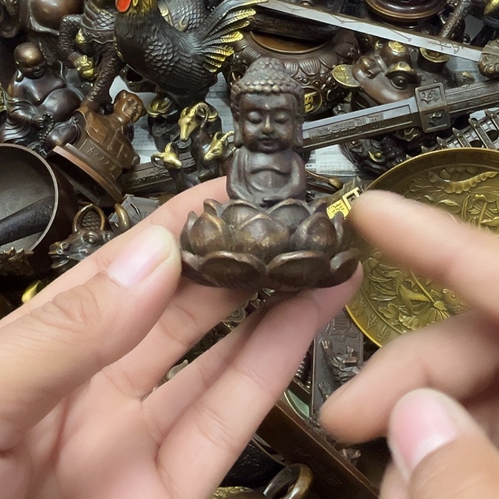 铜鑫铜德，铜器摆件