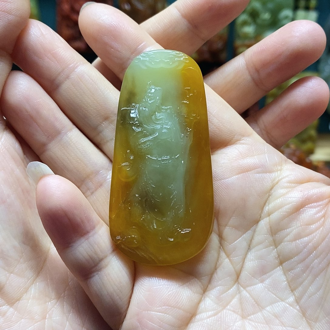 随***风岫玉未镶嵌吊坠(赠链)