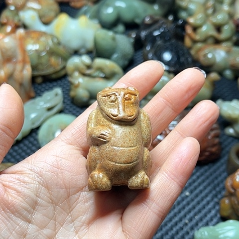 白玉菩提吊坠摆件
