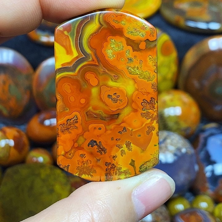 流***°玛瑙/玉髓未镶嵌颈饰